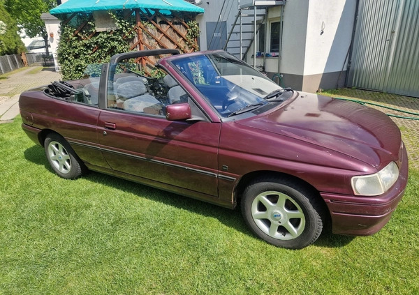 Ford Escort cena 3800 przebieg: 113150, rok produkcji 1993 z Golub-Dobrzyń małe 781